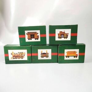 Kirkland Cedar Creek Collections 4 pc Teddy Bear Santa's Train Cars Figurines